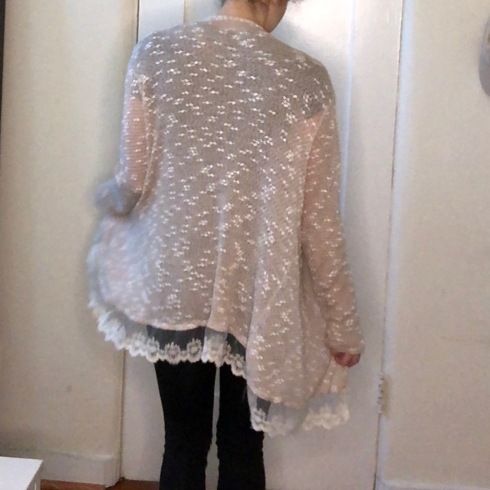 Light cardigan sweater - Small To Medium